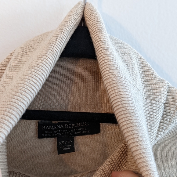 Beige turtleneck - Picture 2 of 2